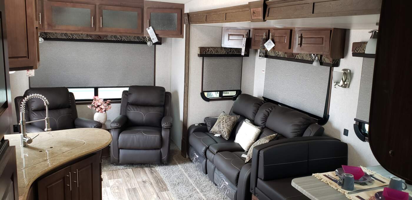 2021 Arctic Fox 29-5T | RV Sales New Mexico