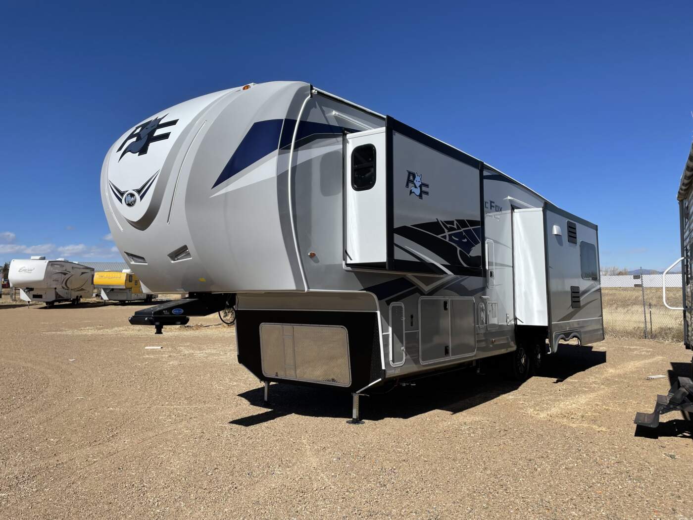 2022 Arctic Fox 32-5M | RV Sales New Mexico