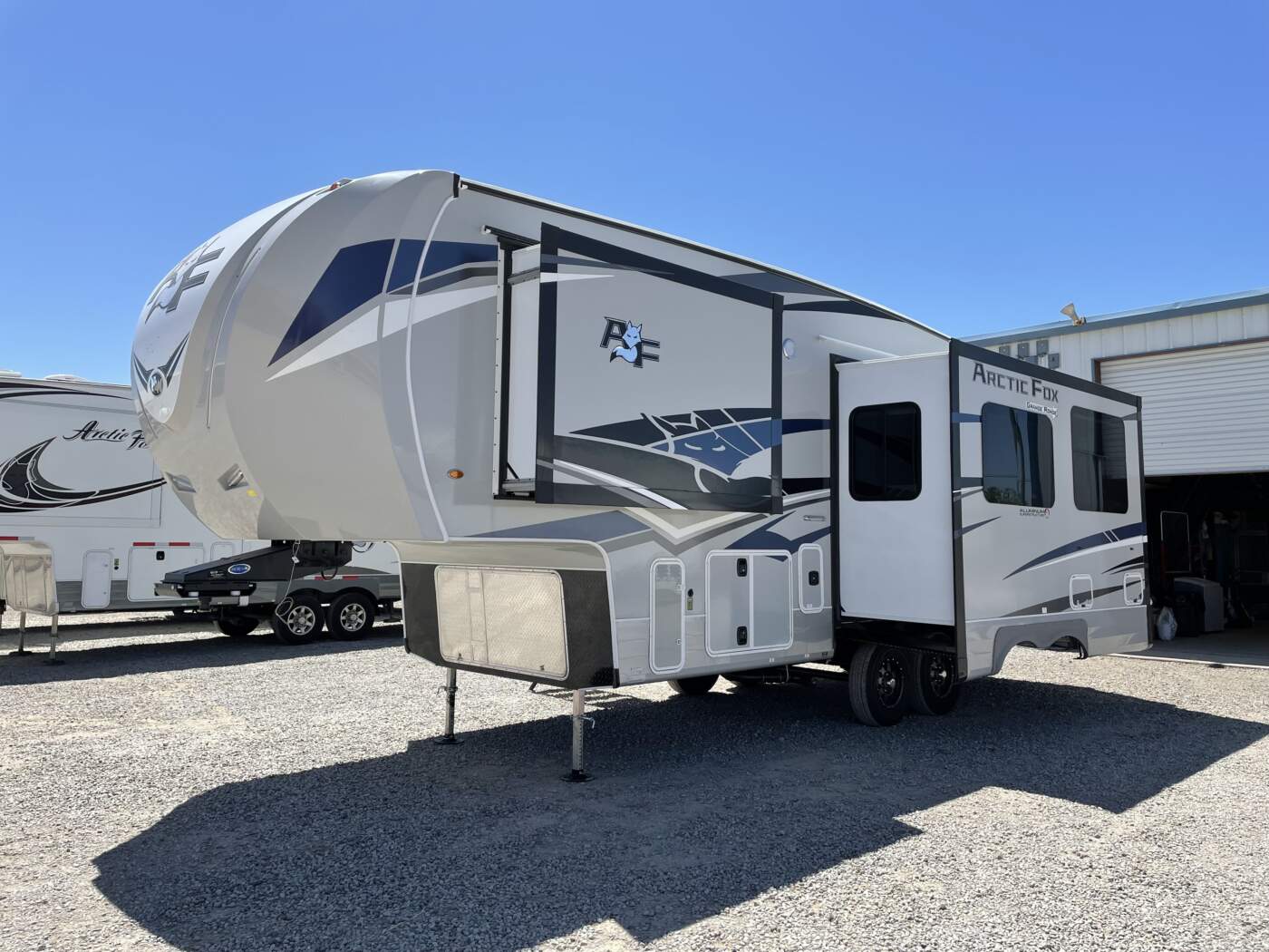 2022 Arctic Fox 27-5L by Northwood Manufacturing | RV Sales New Mexico