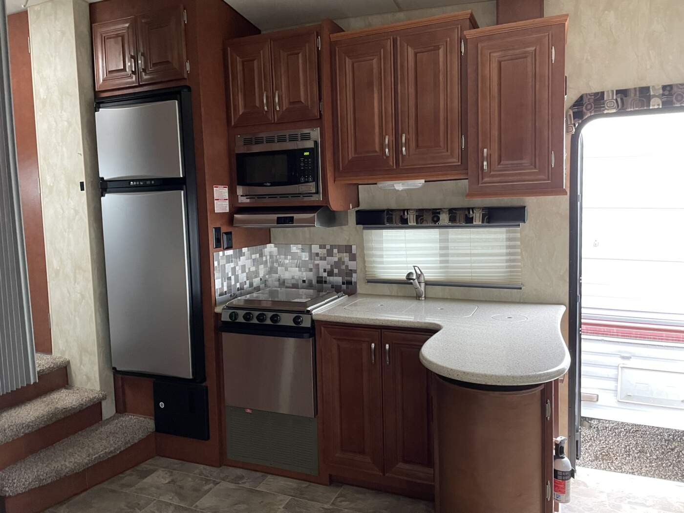 2019 Fox Mountain 235RLS | RV Sales New Mexico