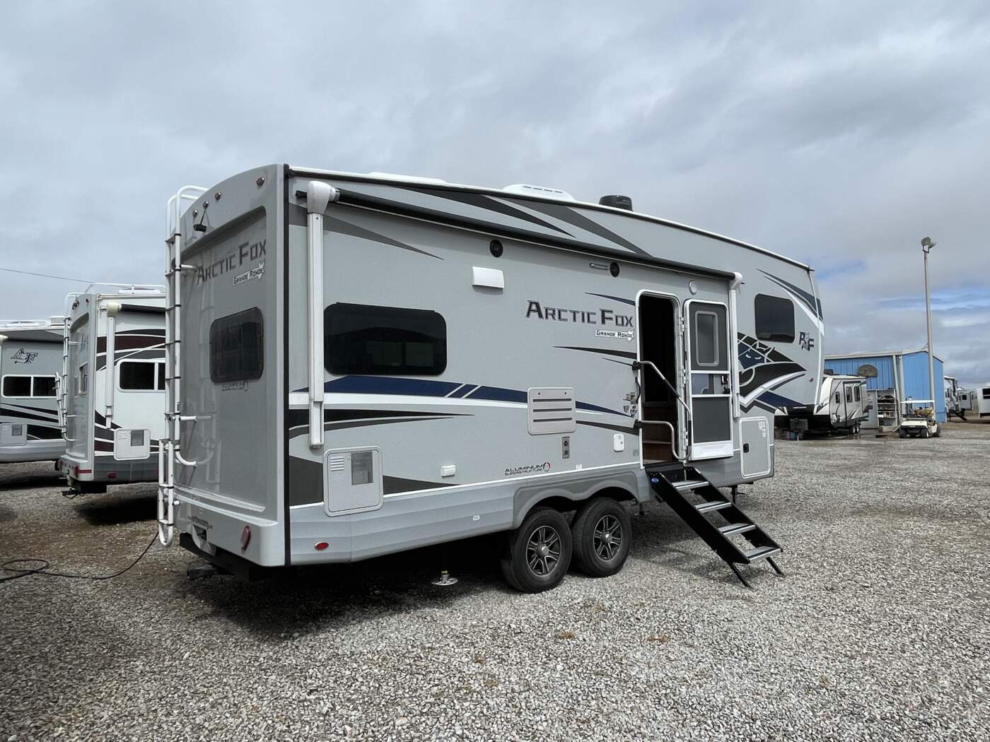 2023 Arctic Fox 27-5L | RV Sales New Mexico