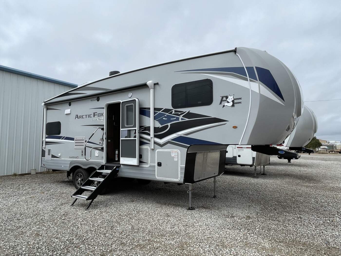 2023 Arctic Fox 27-5L | RV Sales New Mexico