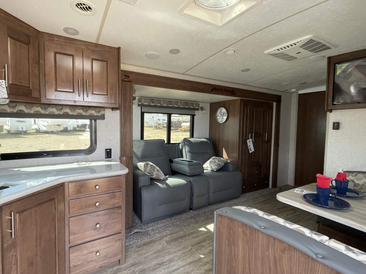 2024 Arctic Fox 25W by Northwood Manufacturing | RV Sales New Mexico