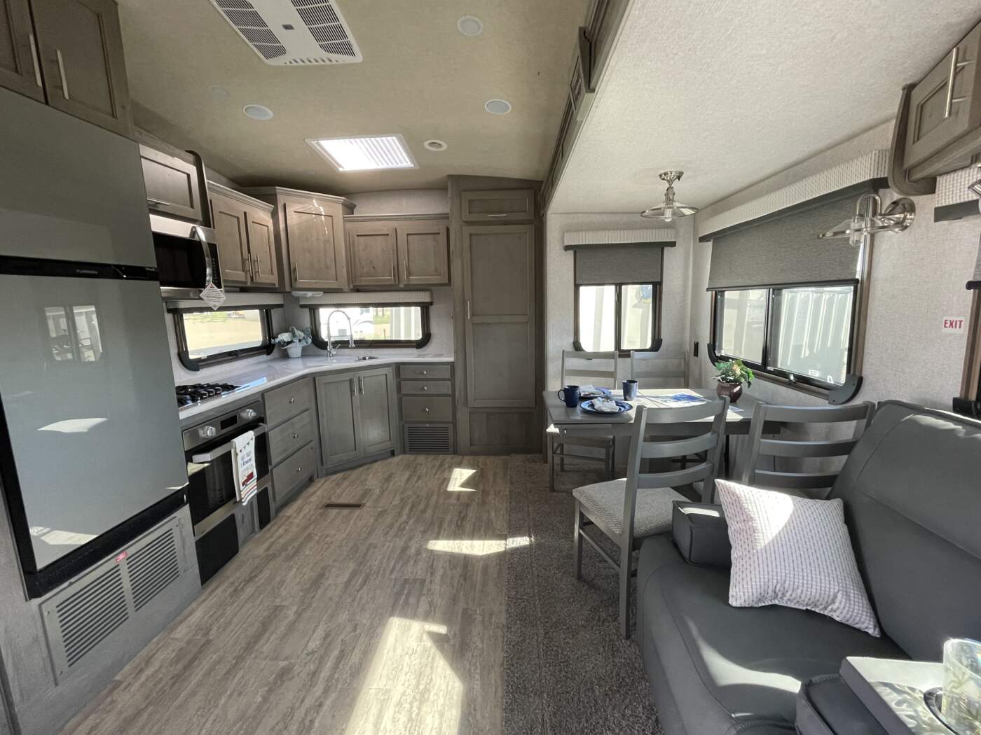 2024 Arctic Fox 27-5L by Northwood Manufacturing | RV Sales New Mexico